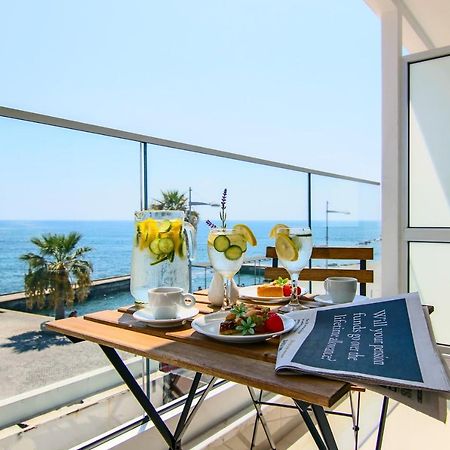 Phaedrus Living: Seaview Gold Flat Lighthouse 48 Apartment Paphos Exterior photo